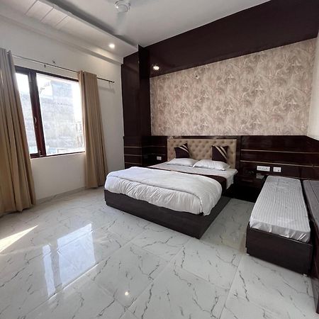 Mangalam Grand Hotel Lucknow Buitenkant foto
